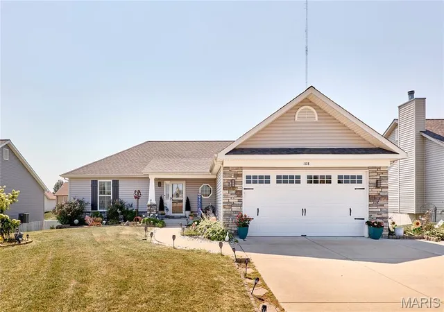 Photo 1 of Single family home for sale at 108 Quail Creek Dr, Wright City, MO 63390 | MLS# MIS26055640 | Listing updated on 2026-09-20