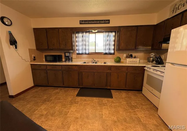 22nd image of 1106 W Acuff St, Salem, MO 65560 | MLS# MIS26055654