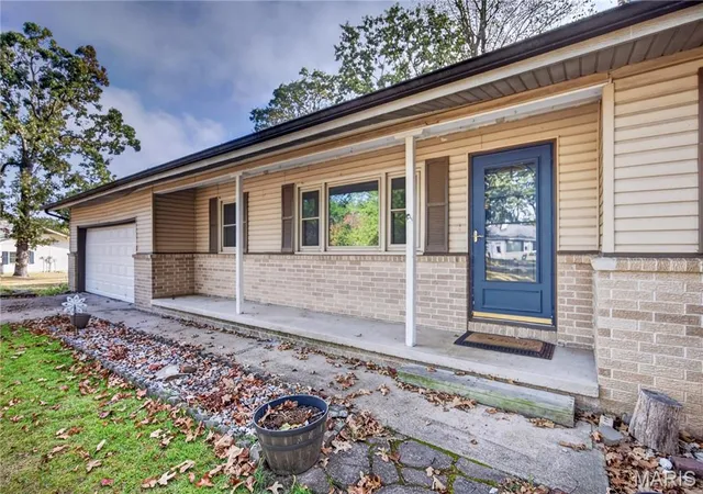 Photo 3 of Single family home for sale at 22838 Pioneer Dr, Lebanon, MO 65536 | MLS# MIS26055656 | Listing updated on 2026-09-25