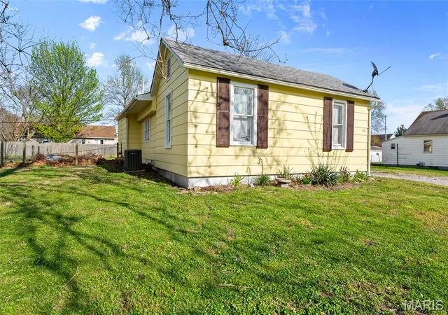 Photo 1 of Single family home for sale at 116 Marcia, Wilsonville, IL 62093 | MLS# MIS26055668 | Listing updated on 2026-08-31