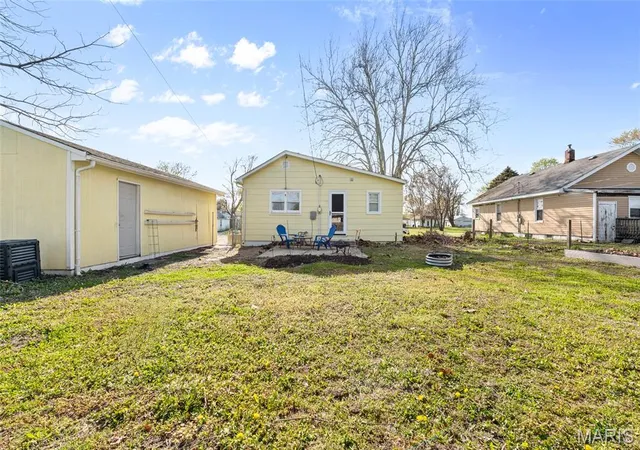 Photo 3 of Single family home for sale at 116 Marcia, Wilsonville, IL 62093 | MLS# MIS26055668 | Listing updated on 2026-08-31