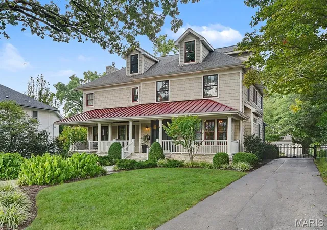 Photo 2 of Sale Pending at 111 Edwin Ave, Saint Louis, MO 63122 | MLS# MIS26055670 | Listing updated on 2026-09-07