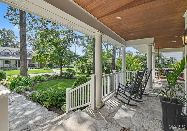 Photo 3 of Sale Pending at 111 Edwin Ave, Saint Louis, MO 63122 | MLS# MIS26055670 | Listing updated on 2026-09-07