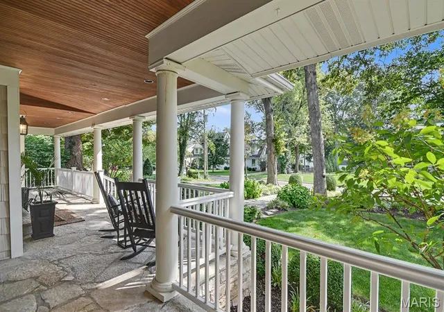 Photo 4 of Sale Pending at 111 Edwin Ave, Saint Louis, MO 63122 | MLS# MIS26055670 | Listing updated on 2026-09-07