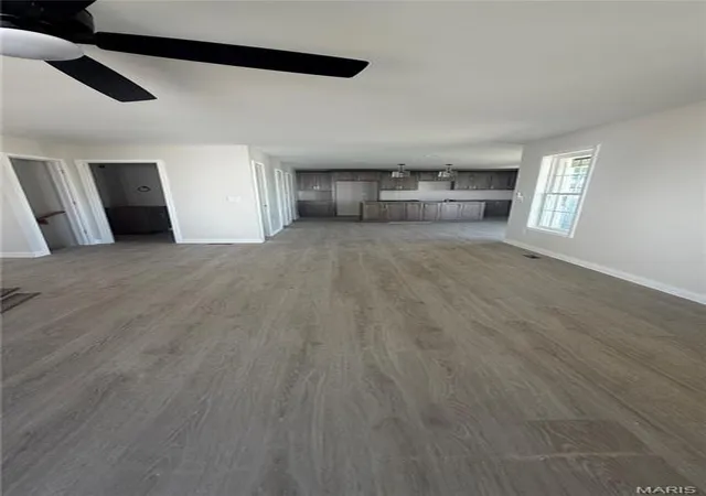 Photo 4 of Sale Pending at 624 Middletown Ct, O'fallon, IL 62269 | MLS# MIS26055684 | Listing updated on 2026-10-13