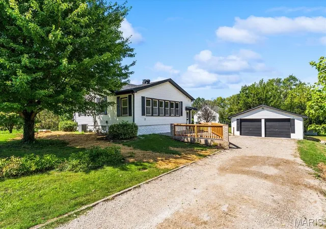 Photo 33 of Single family home for sale at 712 Hill Rd, Caseyville, IL 62232 | MLS# MIS26055686 | Listing updated on 2026-09-05