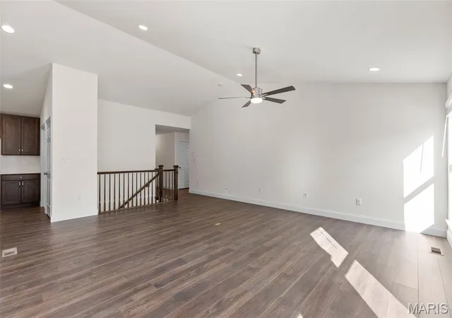 Photo 4 of Single family home for sale at 1146 Bloomfield Dr, Eureka, MO 63025 | MLS# MIS26055693 | Listing updated on 2026-08-28
