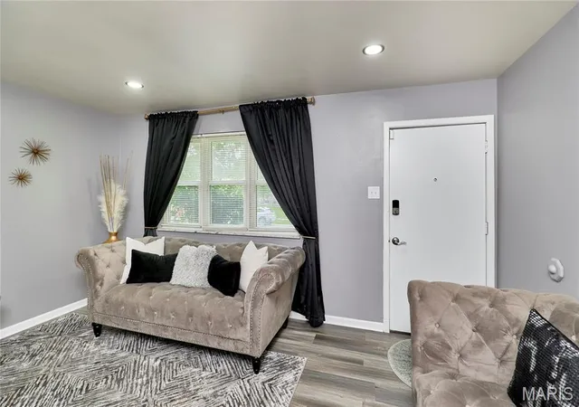 Photo 4 of Single family home for sale at 2745 Benne Dr, Florissant, MO 63031 | MLS# MIS26055699 | Listing updated on 2026-09-29