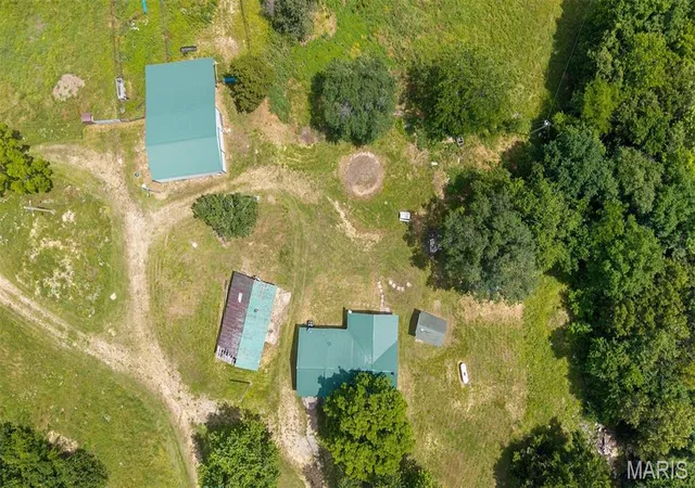 2nd image of 30017 Jeffries Rd, Richland, MO 65556 | MLS# MIS26055704