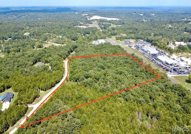 Photo 1 of Land for sale at 1610 Hawkwood Trl, De Soto, MO 63020 | MLS# MIS26055710 | Listing updated on 2026-08-28