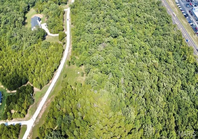 Photo 4 of Land for sale at 1610 Hawkwood Trl, De Soto, MO 63020 | MLS# MIS26055710 | Listing updated on 2026-08-28