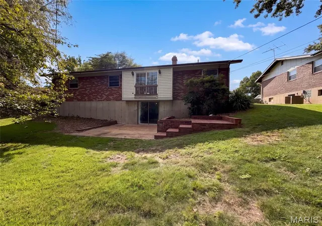 Photo 4 of Single family home for sale at 4358 Rhine Dr, Florissant, MO 63033 | MLS# MIS26055733 | Listing updated on 2026-10-08