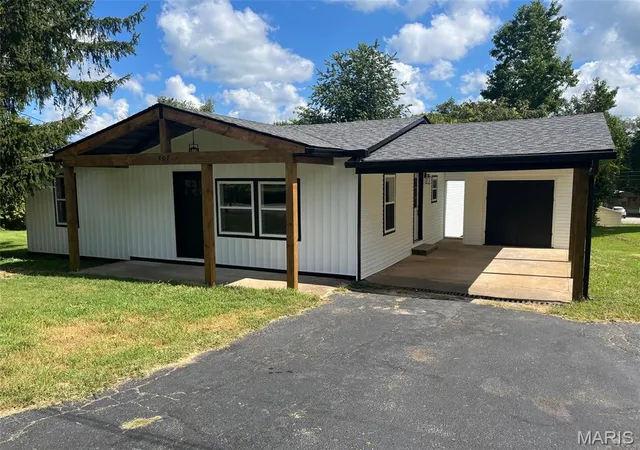 Photo 1 of Single family home for sale at 707 Nicholson Dr, Potosi, MO 63664 | MLS# MIS26055736 | Listing updated on 2026-10-05