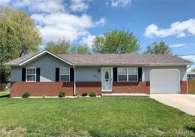 Photo 1 of Sale Pending at 405 Ackerman Pl, Troy, IL 62294 | MLS# MIS26055755 | Listing updated on 2026-09-06