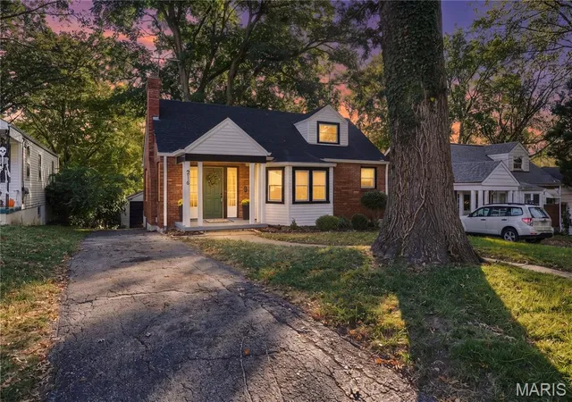Single family home for sale at 216 S Hartnett Ave, Saint Louis, MO 63135 | MLS# MIS26055759