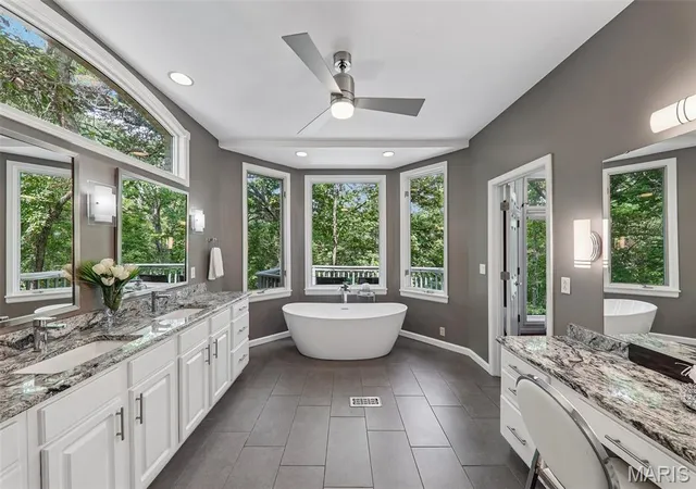 Photo 4 of Single family home for sale at 46 Kings Pointe Ct, Belleville, IL 62223 | MLS# MIS26055766 | Listing updated on 2026-10-22