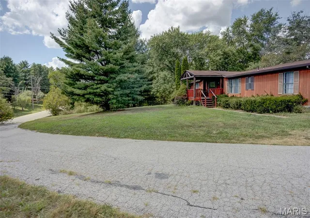 Photo 2 of Manufactured home for sale at 24384 State Hwy 3, Dow, IL 62022 | MLS# MIS26055771 | Listing updated on 2026-09-05