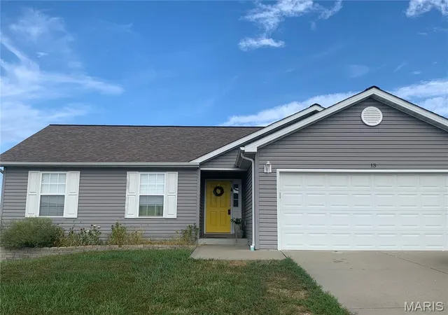 Photo 1 of Single family home for sale at 13 Colton Jesse Dr, Winfield, MO 63389 | MLS# MIS26055781 | Listing updated on 2026-10-02