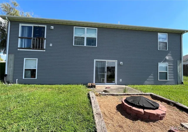 Photo 2 of Single family home for sale at 13 Colton Jesse Dr, Winfield, MO 63389 | MLS# MIS26055781 | Listing updated on 2026-10-02