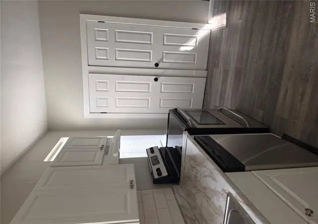 Photo 3 of Multi family home for sale at 3652 S Compton Ave, Saint Louis, MO 63118 | MLS# MIS26055788 | Listing updated on 2026-10-18