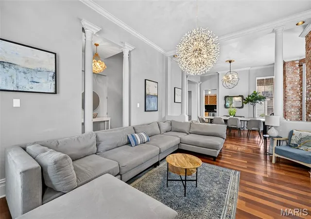 Photo 4 of Single family home for sale at 1939 Arsenal St, Saint Louis, MO 63118 | MLS# MIS26055805 | Listing updated on 2026-09-28