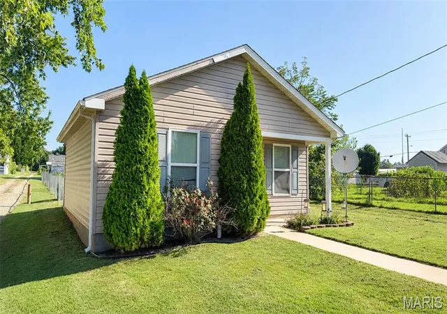 Photo 13 of Single family home for sale at 106 Delmar St, Fredericktown, MO 63645 | MLS# MIS26055807 | Listing updated on 2026-09-02
