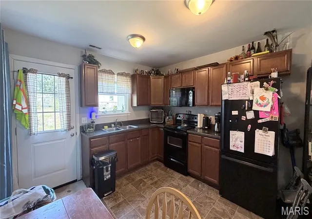 Photo 5 of Single family home for sale at 106 Delmar St, Fredericktown, MO 63645 | MLS# MIS26055807 | Listing updated on 2026-09-02
