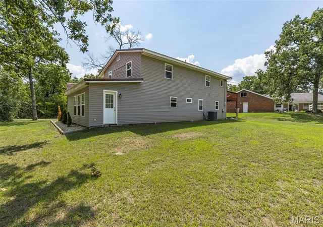 Photo 3 of Single family home for sale at 1649 Saint Francois Rd, Bonne Terre, MO 63628 | MLS# MIS26055818 | Listing updated on 2026-10-01