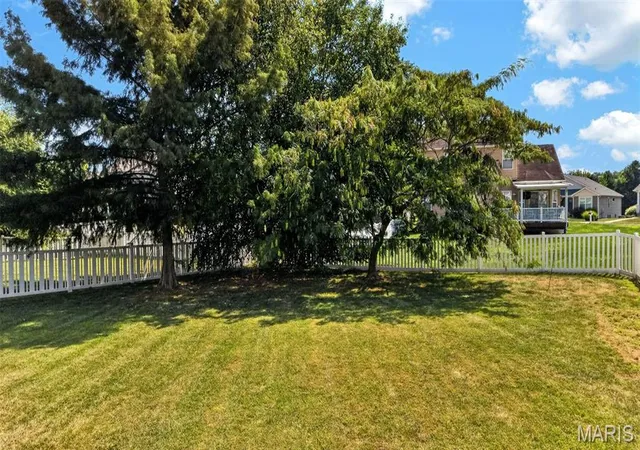 Photo 72 of Single family home for sale at 3200 Bentwater Pl, Saint Charles, MO 63301 | MLS# MIS26055819 | Listing updated on 2026-09-04