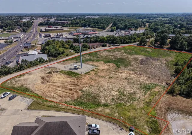 1st image of 1017 Ridge Ave, Poplar Bluff, MO 63901 | MLS# MIS26055834