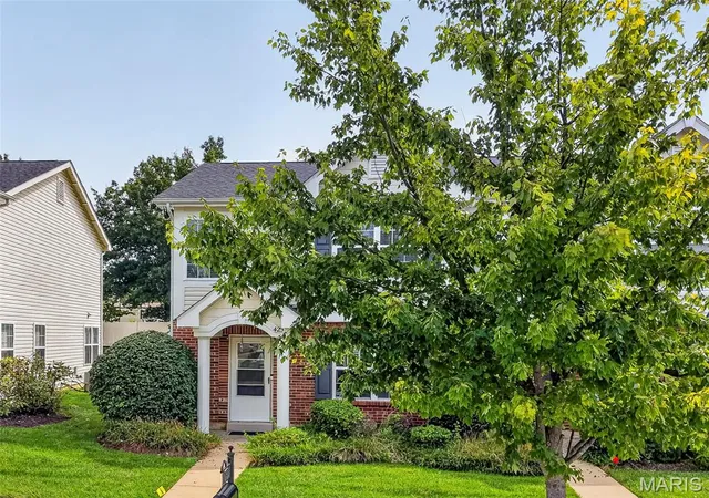 Photo 35 of Townhouse for sale at 425 Wild Oak Dr, O Fallon, MO 63368 | MLS# MIS26055844 | Listing updated on 2026-09-01