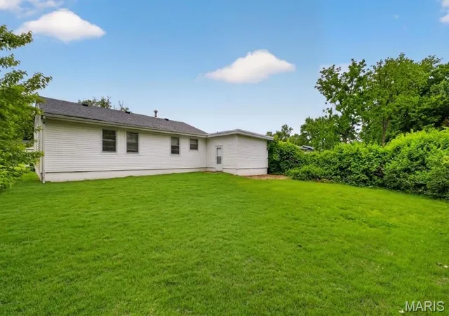 Photo 16 of Single family home for sale at 109 Cascade Dr, Belleville, IL 62223 | MLS# MIS26055852 | Listing updated on 2026-09-03