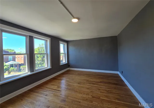 Photo 3 of Multi family home for sale at 3915 Miami St, St Louis, MO 63116 | MLS# MIS26055861 | Listing updated on 2026-08-29