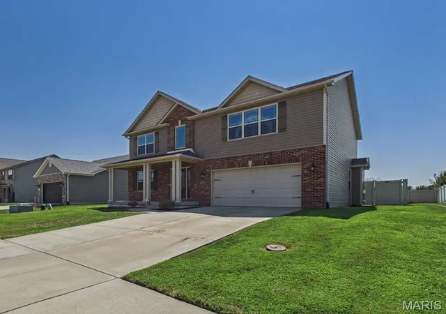 Photo 2 of Single family home for sale at 2654 Welsch Dr, Shiloh, IL 62221 | MLS# MIS26055875 | Listing updated on 2026-09-14