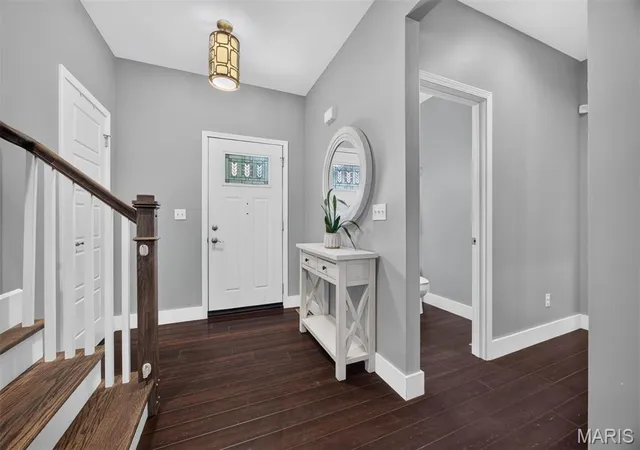 Photo 4 of Sale Pending at 210 Montgomery St, Troy, IL 62294 | MLS# MIS26055876 | Listing updated on 2026-09-08