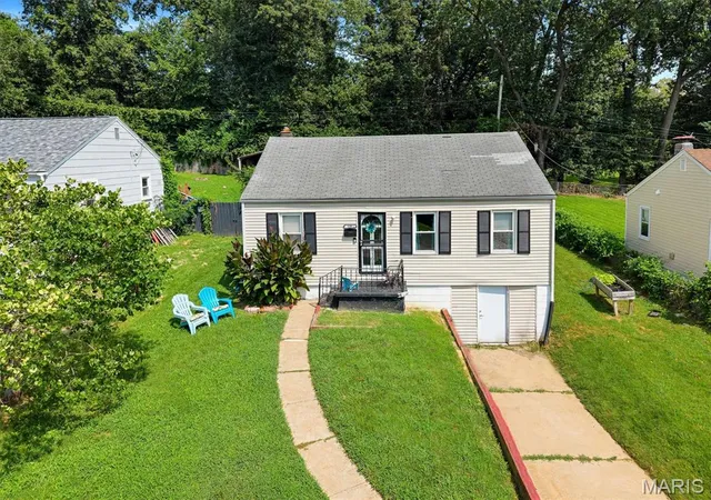 Photo 1 of Single family home for sale at 506 Averill Ave, Saint Louis, MO 63135 | MLS# MIS26055877 | Listing updated on 2026-09-02