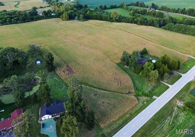 Photo 2 of Land for sale at 23304 State Hwy 3, Dow, IL 62022 | MLS# MIS26055893 | Listing updated on 2026-09-08