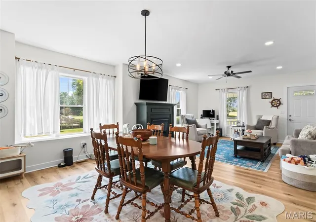 Photo 3 of Single family home for sale at 702 N Franklin St, Litchfield, IL 62056 | MLS# MIS26055898 | Listing updated on 2026-09-02
