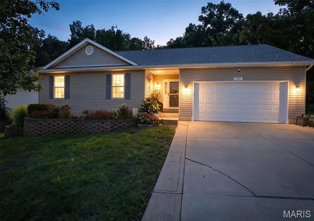 Photo 1 of Single family home for sale at 4285 Nw Point Dr, House Springs, MO 63051 | MLS# MIS26055904 | Listing updated on 2026-10-09