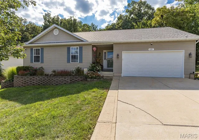 Photo 3 of Single family home for sale at 4285 Nw Point Dr, House Springs, MO 63051 | MLS# MIS26055904 | Listing updated on 2026-10-09