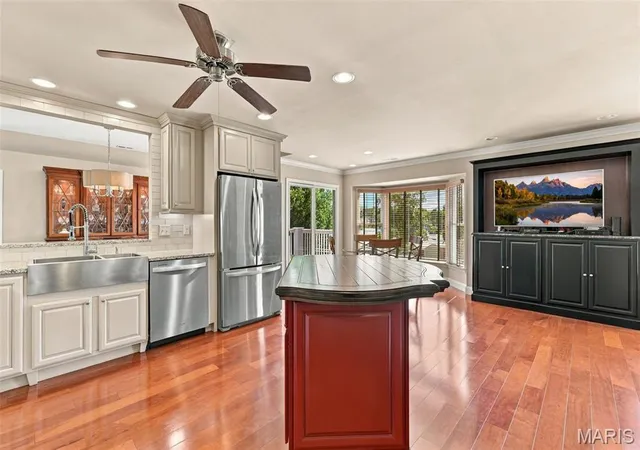 Photo 1 of Sale Pending at 208 Ambridge Ct #303, Chesterfield, MO 63017 | MLS# MIS26055906 | Listing updated on 2026-10-19