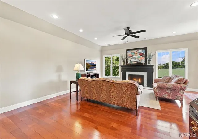 Photo 3 of Sale Pending at 208 Ambridge Ct #303, Chesterfield, MO 63017 | MLS# MIS26055906 | Listing updated on 2026-10-19