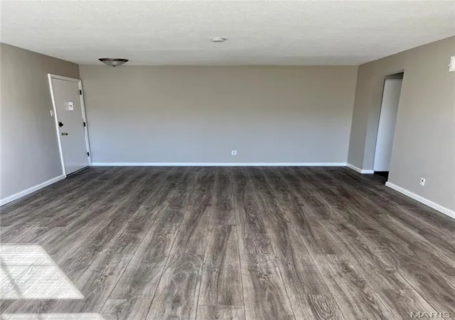 Photo 2 of Condo for sale at 3159 Carefree Ln #H, Florissant, MO 63033 | MLS# MIS26055909 | Listing updated on 2026-08-30