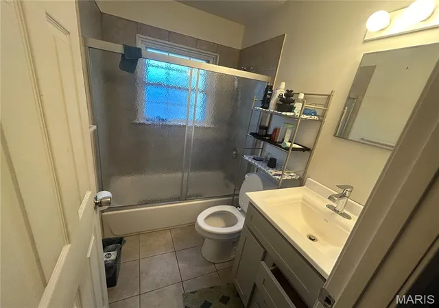 Photo 4 of Single family home for sale at 4320 Russet Dr, Bel Ridge, MO 63134 | MLS# MIS26055926 | Listing updated on 2026-08-29