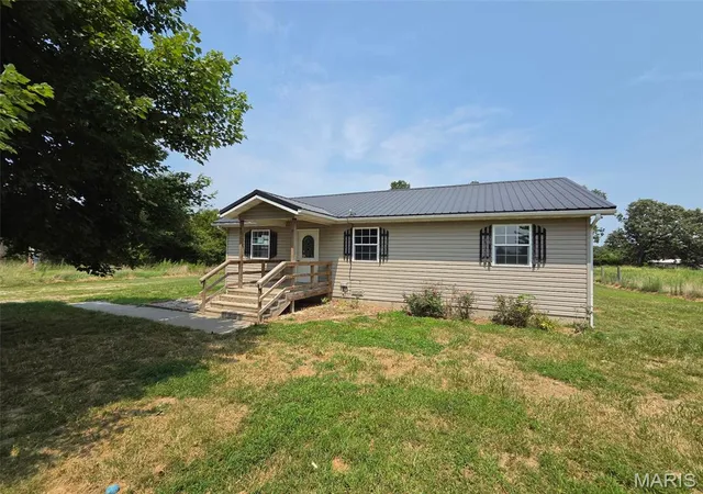 Photo 1 of Sale Pending at 97 Concord Dr, Marshfield, MO 65706 | MLS# MIS26055930 | Listing updated on 2026-09-04