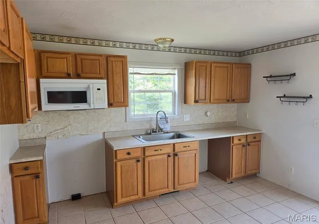 Photo 4 of Sale Pending at 97 Concord Dr, Marshfield, MO 65706 | MLS# MIS26055930 | Listing updated on 2026-09-04