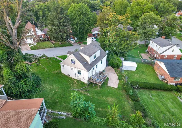 Photo 3 of Single family home for sale at 6710 Kenwood Dr, Saint Louis, MO 63121 | MLS# MIS26055948 | Listing updated on 2026-09-02