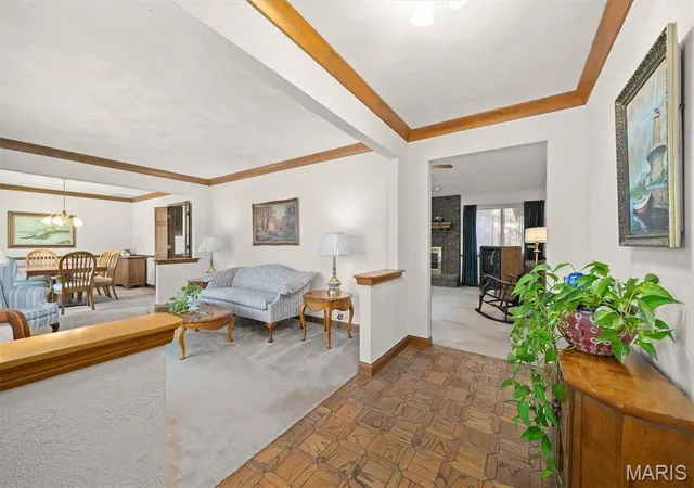 Photo 2 of Single family home for sale at 1027 Shadow Ridge Xing, O Fallon, IL 62269 | MLS# MIS26055949 | Listing updated on 2026-09-08