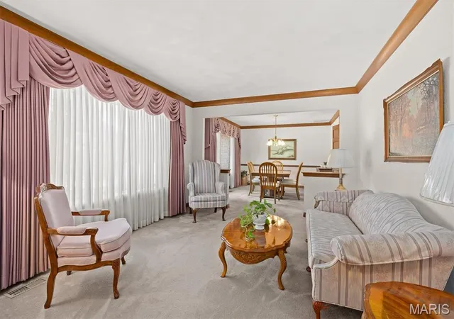 Photo 4 of Single family home for sale at 1027 Shadow Ridge Xing, O Fallon, IL 62269 | MLS# MIS26055949 | Listing updated on 2026-09-08