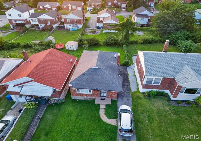 Photo 2 of Single family home for sale at 4709 Fletcher St, Saint Louis, MO 63121 | MLS# MIS26055950 | Listing updated on 2026-09-02